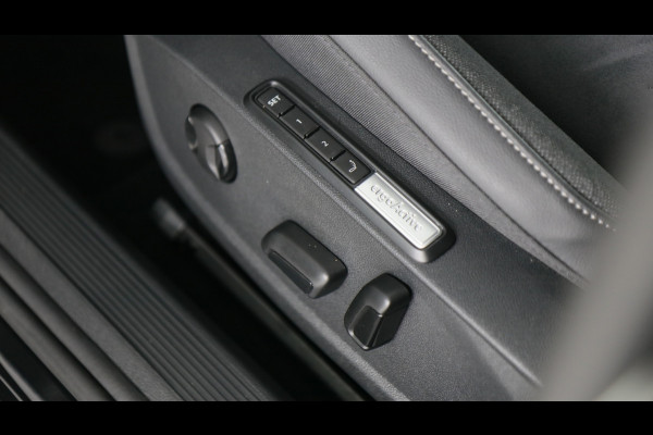 Volkswagen Golf 1.5 eHybrid 204pk Life Edition DSG / Navigatie via App Connect / Stoel+Stuurverwarming / Camera
