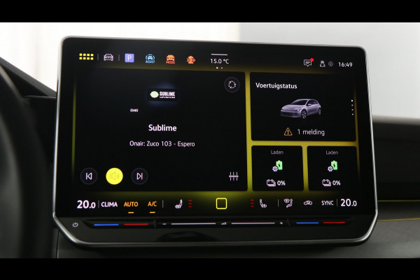 Volkswagen Golf 1.5 eHybrid 204pk Life Edition DSG / Navigatie via App Connect / Stoel+Stuurverwarming / Camera