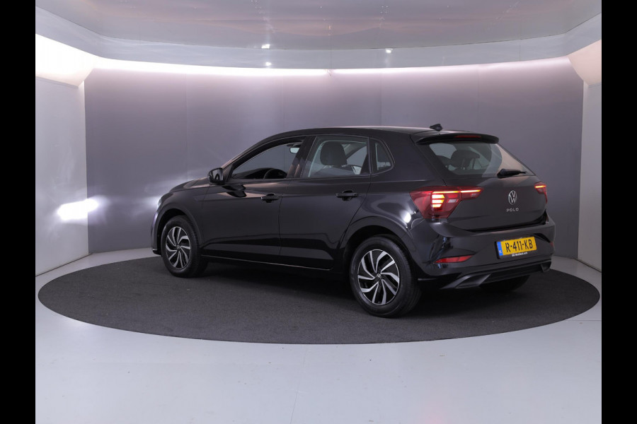 Volkswagen Polo 1.0 TSI Life 95 pk | Navigatie via App | Parkeersensoren | Adaptieve cruise control | LED koplampen |