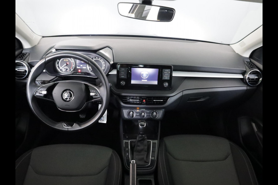 Škoda Fabia 1.0 TSI Ambition 95 pk | Navigatie via App | Parkeersensoren achter | Cruise control | LED koplampen | Apple Carplay/Android Auto |