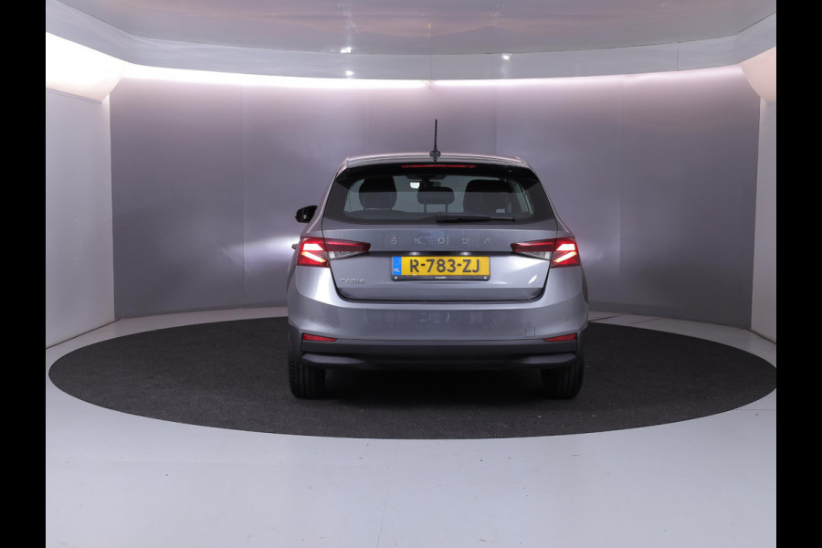 Škoda Fabia 1.0 TSI Ambition 95 pk | Navigatie via App | Parkeersensoren achter | Cruise control | LED koplampen | Apple Carplay/Android Auto |