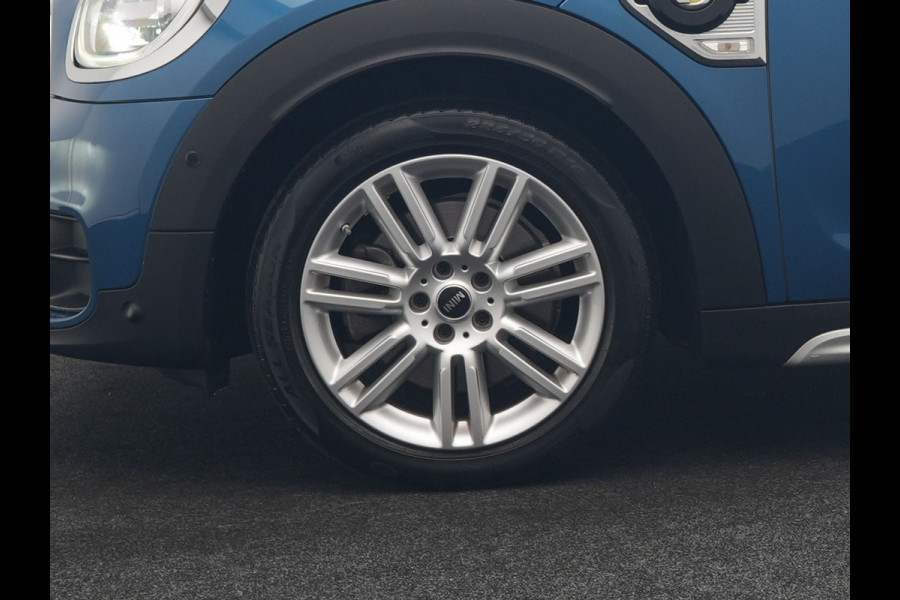 MINI Countryman 1.5 Cooper S E ALL4 Chili PHEV 220pk Dealer O.H. | Panodak | Head Up | Adaptive Cruise | Camera | Lederen Sportstoelen Verwarmd | Keyless | Sfeerverlichting | Apple Carplay | Plug In Hybrid |
