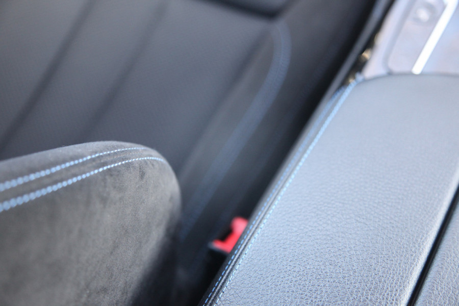 BMW 5 Serie 530e M Sport |HIFI|Stuurver|Drivingass|CarbonZwart|