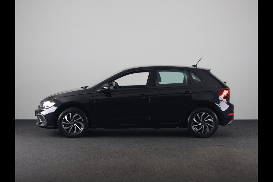Volkswagen Polo 1.0 TSI Life Business 95 pk Automaat (DSG) | Verlengde garantie | Navigatie | Parkeersensoren | Adaptieve cruise control | LED koplampen | Autom. airco |