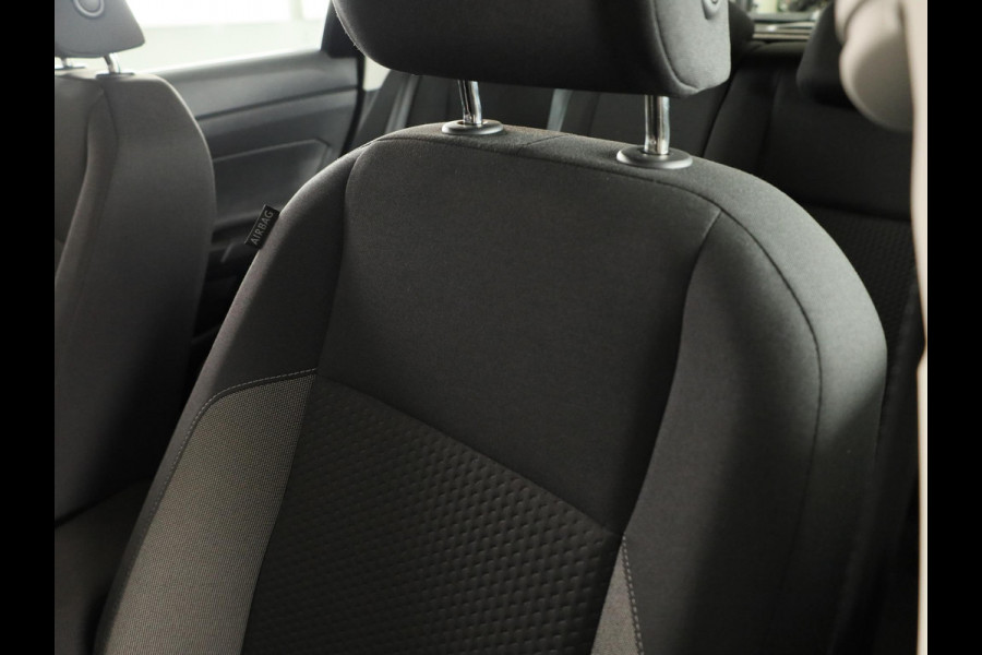 Volkswagen Polo 1.0 TSI Life Business 95 pk Automaat (DSG) | Verlengde garantie | Navigatie | Parkeersensoren | Adaptieve cruise control | LED koplampen | Autom. airco |