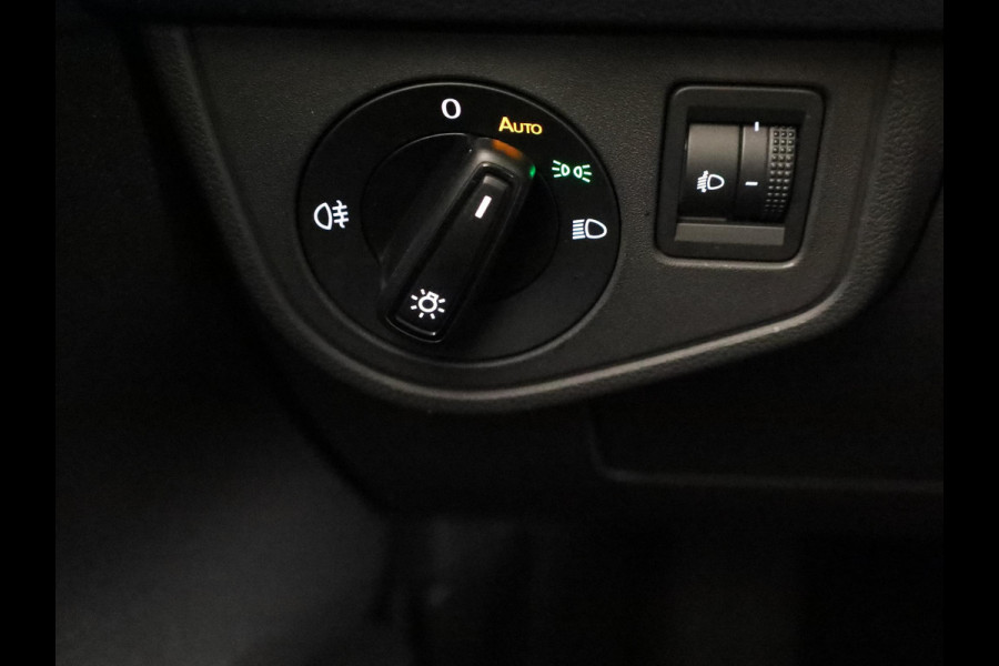 Volkswagen Polo 1.0 TSI Life Business 95 pk Automaat (DSG) | Verlengde garantie | Navigatie | Parkeersensoren | Adaptieve cruise control | LED koplampen | Autom. airco |