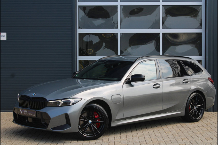 BMW 3 Serie Touring 330e M-Sport Pro | ACC | Head-up | HK | 19''