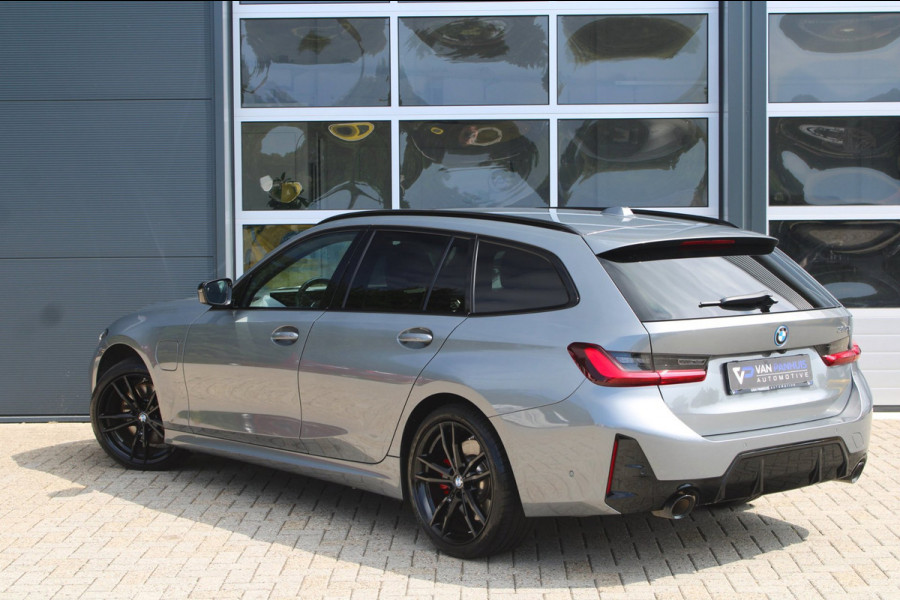 BMW 3 Serie Touring 330e M-Sport Pro | ACC | Head-up | HK | 19''