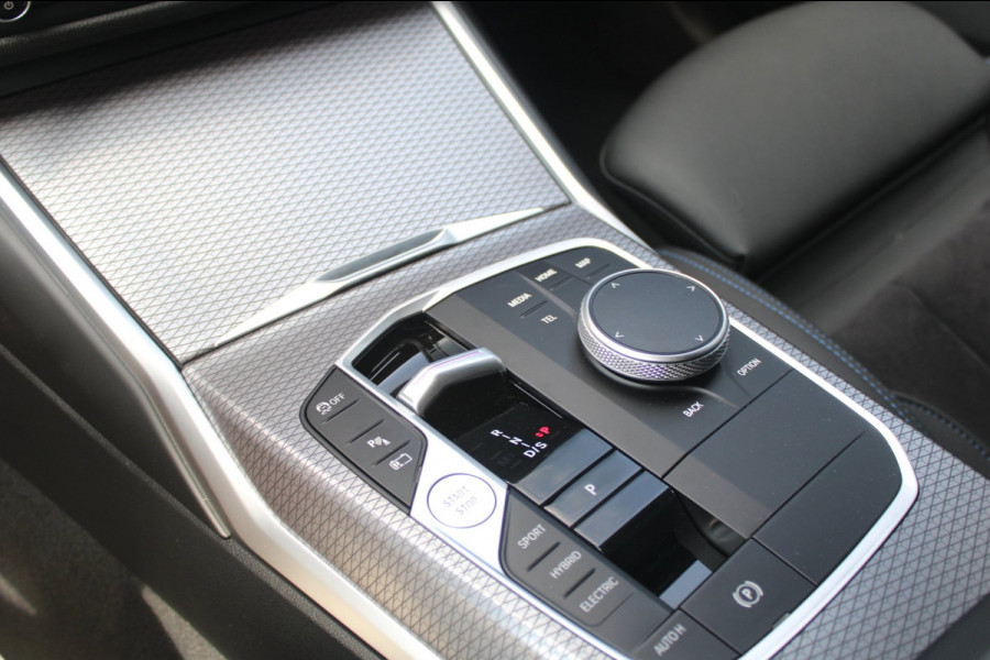 BMW 3 Serie Touring 330e M-Sport Pro | ACC | Head-up | HK | 19''