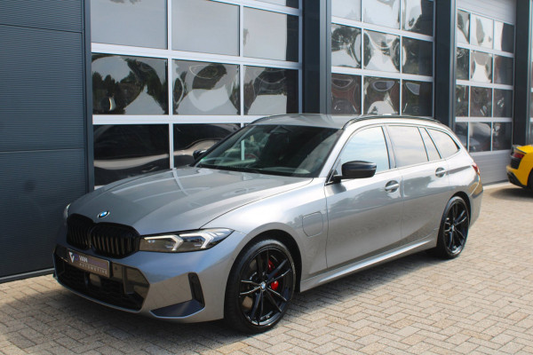BMW 3 Serie Touring 330e M-Sport Pro | ACC | Head-up | HK | 19''