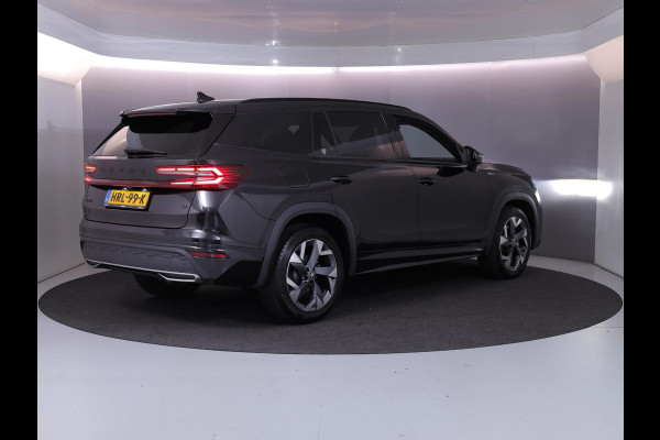 Škoda Kodiaq 1.5 TSI PHEV Sportline Business 204 pk Automaat | Verlengde garantie | Parkeersensoren | Achteruitrijcamera | Autom. airco (3 zones) | Stoelverwarming |