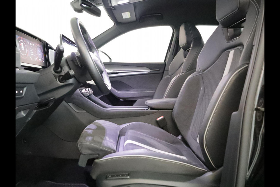 Škoda Kodiaq 1.5 TSI PHEV Sportline Business 204 pk Automaat | Verlengde garantie | Parkeersensoren | Achteruitrijcamera | Autom. airco (3 zones) | Stoelverwarming |