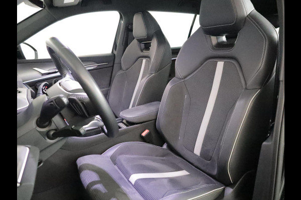 Škoda Kodiaq 1.5 TSI PHEV Sportline Business 204 pk Automaat | Verlengde garantie | Parkeersensoren | Achteruitrijcamera | Autom. airco (3 zones) | Stoelverwarming |