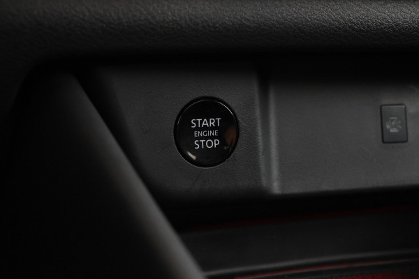 Nissan QASHQAI 1.3 MHEV Xtronic Tekna Automaat, apple carplay, 360 camera.