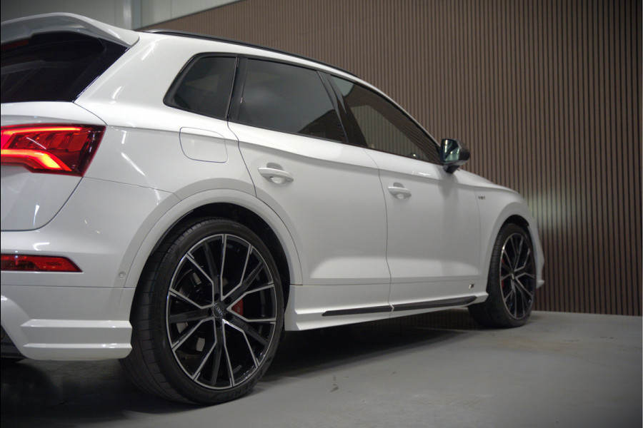 Audi Q5 3.0 TFSI SQ5 quattro Pro Line Plus | ABT | Carbon | Bang & Olufsen | Panoramdak | Stoelverwarming | Head-Up Display | 360 Camera | Dodehoekdetectie | Keyless | RS Stoelen | Massage | Memory Seat | Elektrische Stoelen | Adaptiv