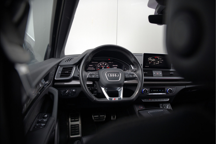 Audi Q5 3.0 TFSI SQ5 quattro Pro Line Plus | ABT | Carbon | Bang & Olufsen | Panoramdak | Stoelverwarming | Head-Up Display | 360 Camera | Dodehoekdetectie | Keyless | RS Stoelen | Massage | Memory Seat | Elektrische Stoelen | Adaptiv