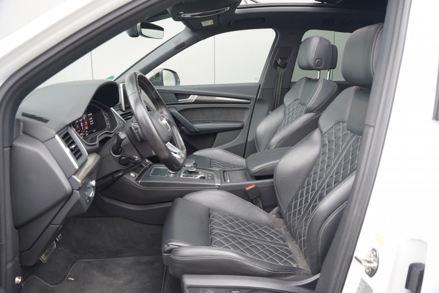 Audi Q5 3.0 TFSI SQ5 quattro Pro Line Plus | ABT | Carbon | Bang & Olufsen | Panoramdak | Stoelverwarming | Head-Up Display | 360 Camera | Dodehoekdetectie | Keyless | RS Stoelen | Massage | Memory Seat | Elektrische Stoelen | Adaptiv
