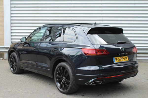 Volkswagen Touareg 3.0 TSI 340pk R-Line DSG8 Panoramadak Trekhaak leder