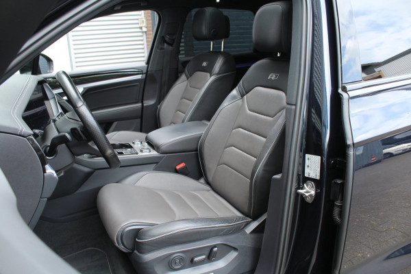 Volkswagen Touareg 3.0 TSI 340pk R-Line DSG8 Panoramadak Trekhaak leder