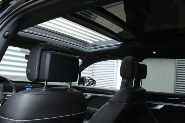 Volkswagen Touareg 3.0 TSI 340pk R-Line DSG8 Panoramadak Trekhaak leder