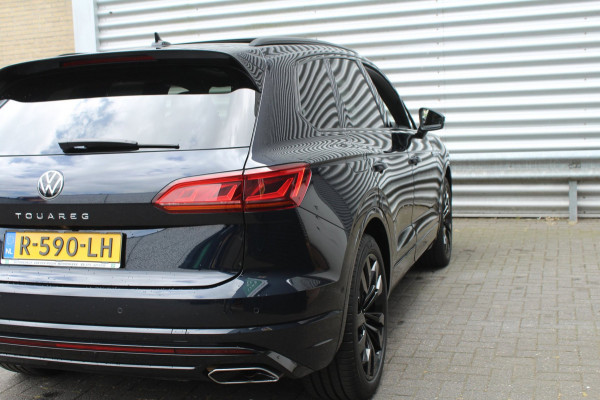 Volkswagen Touareg 3.0 TSI 340pk R-Line DSG8 Panoramadak Trekhaak leder