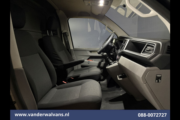 Volkswagen Transporter 2.0 TDI L2H1 Euro6 Airco | Navigatie | Apple Carplay | Cruisecontrol | Trekhaak Parkeersensoren
