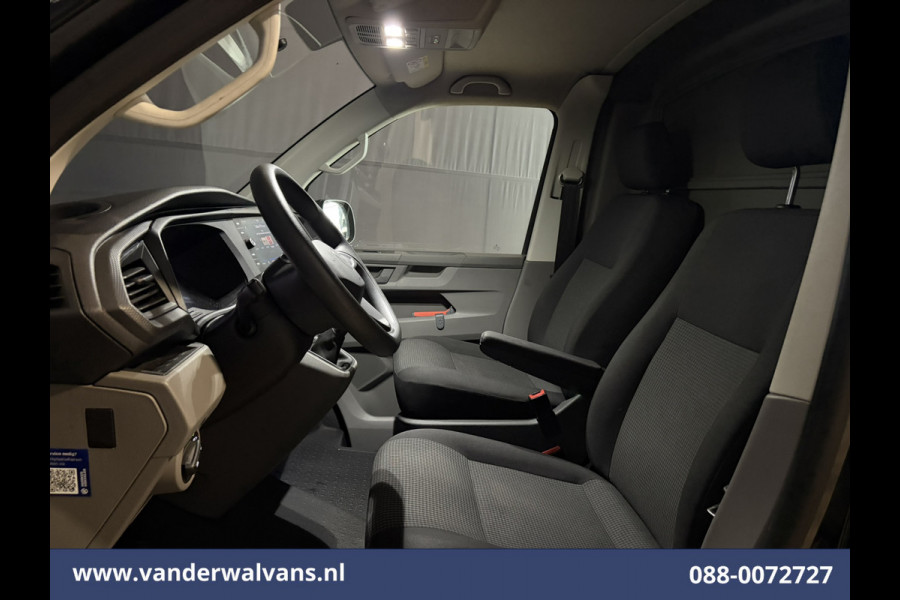 Volkswagen Transporter 2.0 TDI L2H1 Euro6 Airco | Navigatie | Apple Carplay | Cruisecontrol | Trekhaak Parkeersensoren