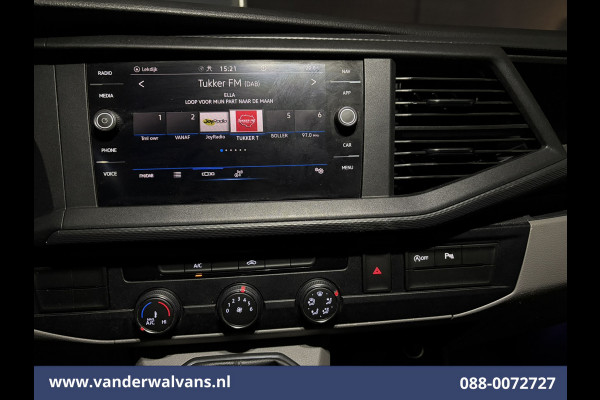 Volkswagen Transporter 2.0 TDI L2H1 Euro6 Airco | Navigatie | Apple Carplay | Cruisecontrol | Trekhaak Parkeersensoren