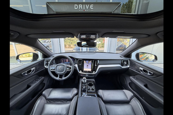 Volvo V60 2.0 T6 Plug-in hybrid 350Pk AWD Plus Dark Long Range|Pano|H/K|360Cam|Pilot|Trekhaak