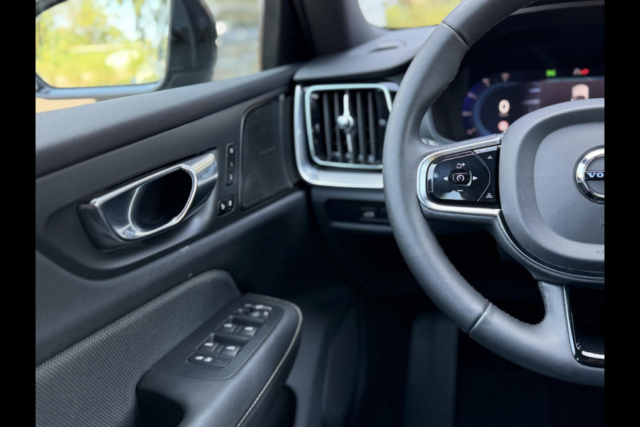 Volvo V60 2.0 T6 Plug-in hybrid 350Pk AWD Plus Dark Long Range|Pano|H/K|360Cam|Pilot|Trekhaak