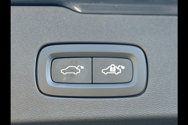 Volvo V60 2.0 T6 Plug-in hybrid 350Pk AWD Plus Dark Long Range|Pano|H/K|360Cam|Pilot|Trekhaak