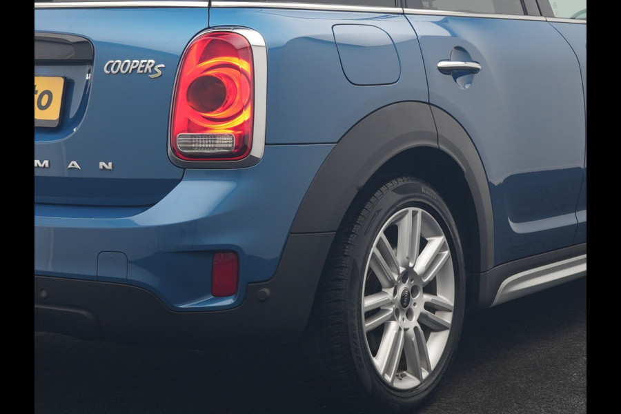 MINI Countryman 1.5 Cooper S E ALL4 Chili PHEV 220pk Dealer O.H. | Panodak | Head Up | Adaptive Cruise | Camera | Lederen Sportstoelen Verwarmd | Keyless | Sfeerverlichting | Apple Carplay | Plug In Hybrid |