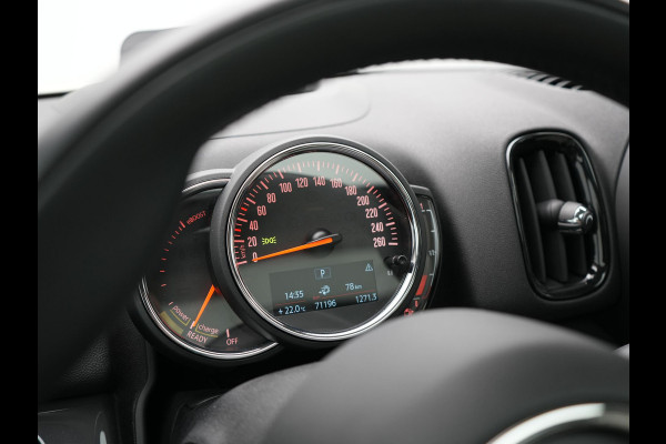 MINI Countryman 1.5 Cooper S E ALL4 Chili PHEV 220pk Dealer O.H. | Panodak | Head Up | Adaptive Cruise | Camera | Lederen Sportstoelen Verwarmd | Keyless | Sfeerverlichting | Apple Carplay | Plug In Hybrid |