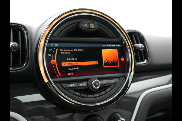 MINI Countryman 1.5 Cooper S E ALL4 Chili PHEV 220pk Dealer O.H. | Panodak | Head Up | Adaptive Cruise | Camera | Lederen Sportstoelen Verwarmd | Keyless | Sfeerverlichting | Apple Carplay | Plug In Hybrid |
