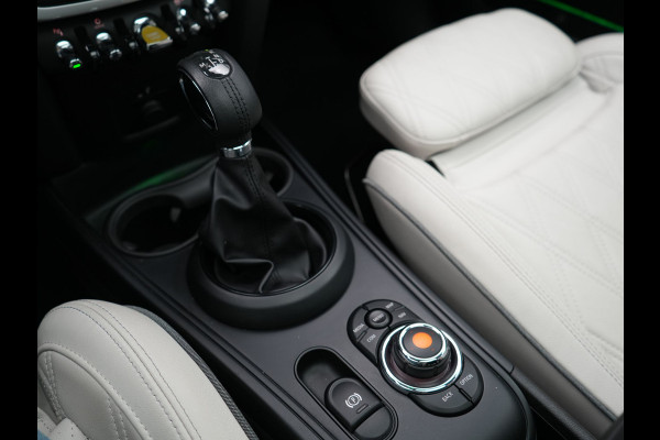 MINI Countryman 1.5 Cooper S E ALL4 Chili PHEV 220pk Dealer O.H. | Panodak | Head Up | Adaptive Cruise | Camera | Lederen Sportstoelen Verwarmd | Keyless | Sfeerverlichting | Apple Carplay | Plug In Hybrid |