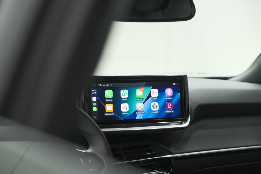 Peugeot 2008 1.2 Hybrid 145 Allure | Apple Carplay | Climate Control | Parkeersensoren Voor + Achter