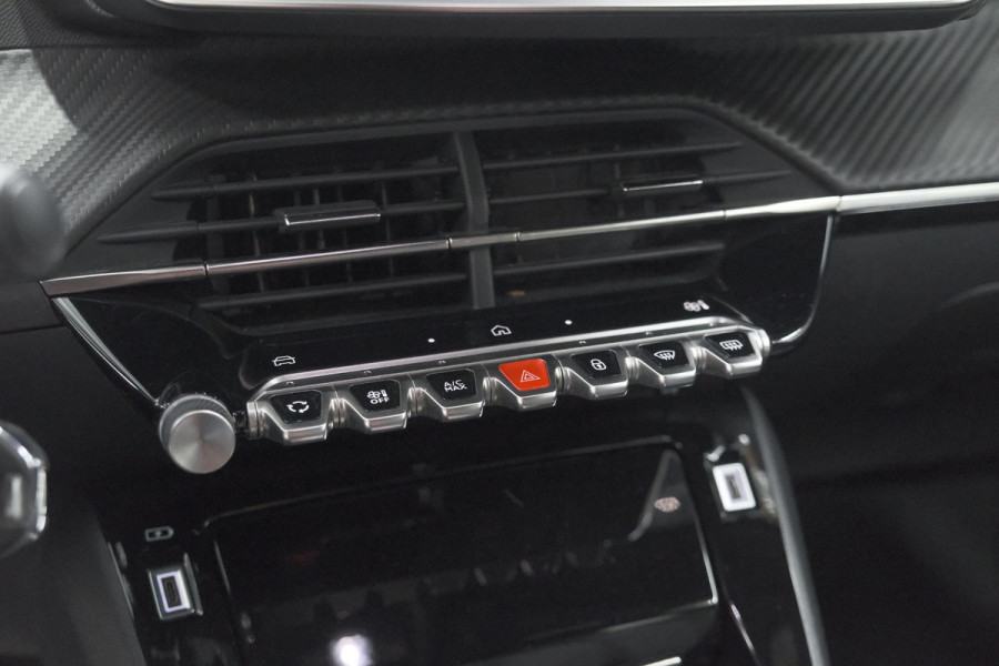 Peugeot 2008 1.2 Hybrid 145 Allure | Apple Carplay | Climate Control | Parkeersensoren Voor + Achter