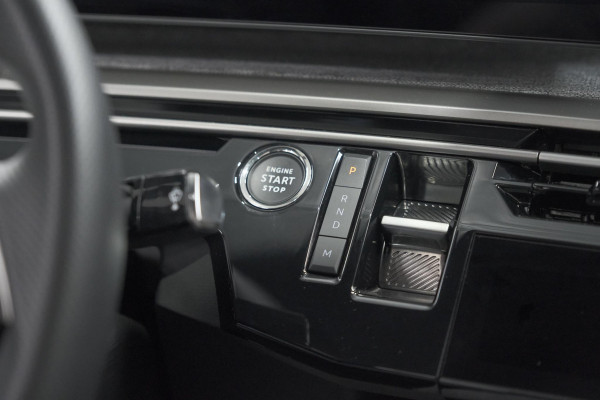 Peugeot 3008 1.2 Hybrid 145 GT | Panoramadak | Focal Hi-Fi | 360 Camera | Elektronische kofferklep