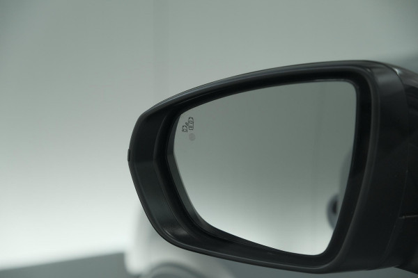 Opel Grandland 1.6 Turbo Plug-In Hybrid 4x4 GSe | Elektrische Kofferklep | Adaptieve Cruise Control | Camera | Alcantara Pakket