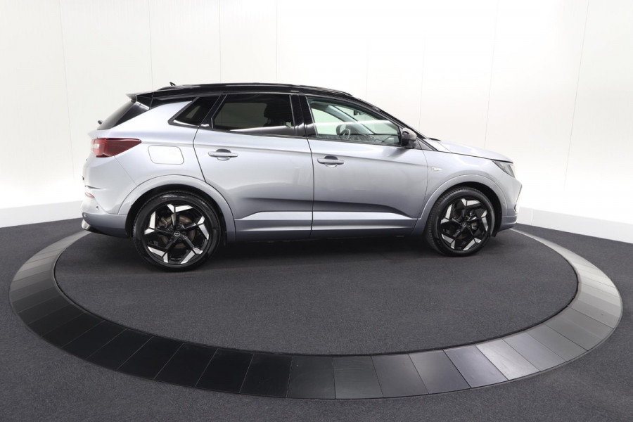 Opel Grandland 1.6 Turbo Plug-In Hybrid 4x4 GSe | Elektrische Kofferklep | Adaptieve Cruise Control | Camera | Alcantara Pakket