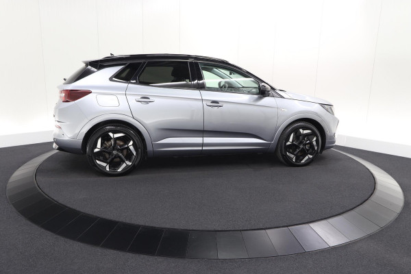 Opel Grandland 1.6 Turbo Plug-In Hybrid 4x4 GSe | Elektrische Kofferklep | Adaptieve Cruise Control | Camera | Alcantara Pakket