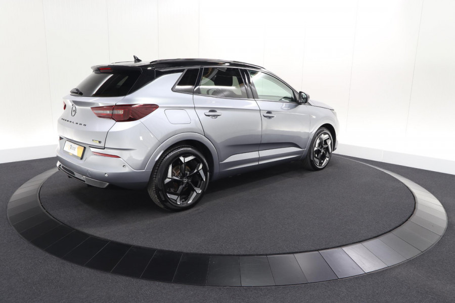 Opel Grandland 1.6 Turbo Plug-In Hybrid 4x4 GSe | Elektrische Kofferklep | Adaptieve Cruise Control | Camera | Alcantara Pakket