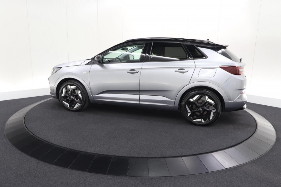 Opel Grandland 1.6 Turbo Plug-In Hybrid 4x4 GSe | Elektrische Kofferklep | Adaptieve Cruise Control | Camera | Alcantara Pakket