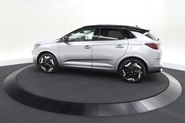 Opel Grandland 1.6 Turbo Plug-In Hybrid 4x4 GSe | Elektrische Kofferklep | Adaptieve Cruise Control | Camera | Alcantara Pakket