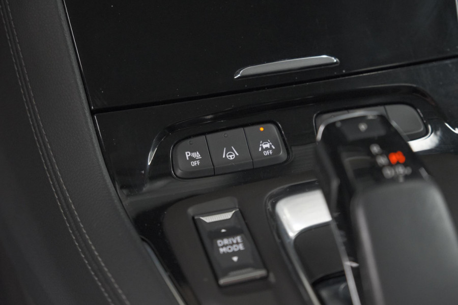 Opel Grandland 1.6 Turbo Plug-In Hybrid 4x4 GSe | Elektrische Kofferklep | Adaptieve Cruise Control | Camera | Alcantara Pakket