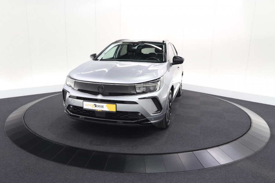 Opel Grandland 1.6 Turbo Plug-In Hybrid 4x4 GSe | Elektrische Kofferklep | Adaptieve Cruise Control | Camera | Alcantara Pakket