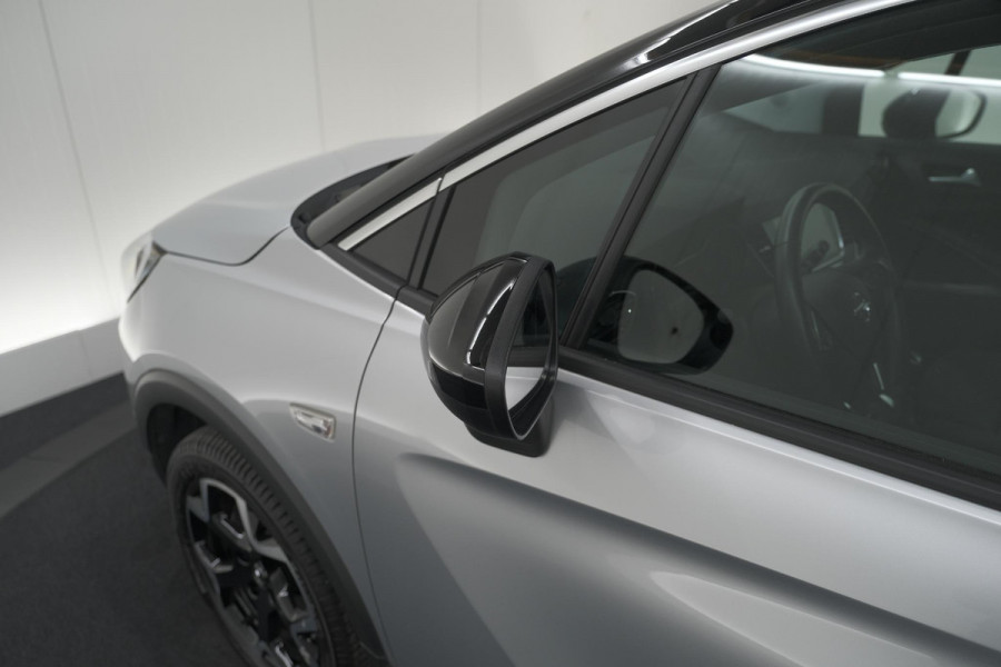 Opel Crossland 1.2 Turbo Ultimate | Camera | Dodehoekdetectie | Comfort Pakket | Apple Carplay