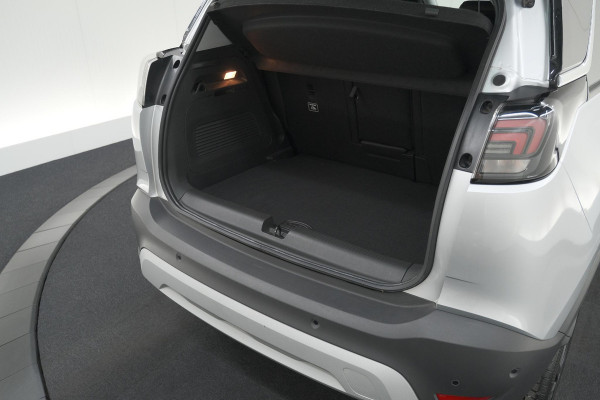 Opel Crossland 1.2 Turbo Ultimate | Camera | Dodehoekdetectie | Comfort Pakket | Apple Carplay