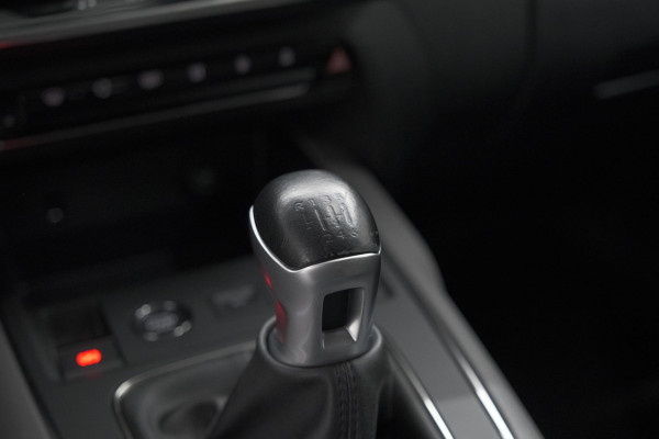 Citroën C5 Aircross PureTech 130 Feel | Trekhaak | Camera | Dodehoekdetectie | Apple Carplay
