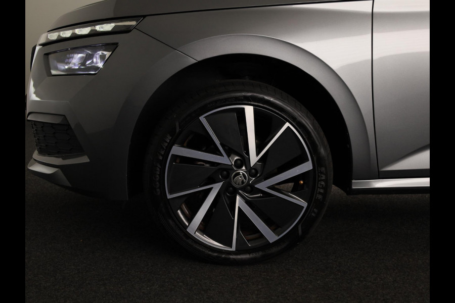 Škoda Kamiq 1.0 TSI Sport Business 110pk | Panoramadak | Navigatie | Parkeercamera | Cirtual Cockpit | Led koplampen | 18 inch Lichtmetalen velgen